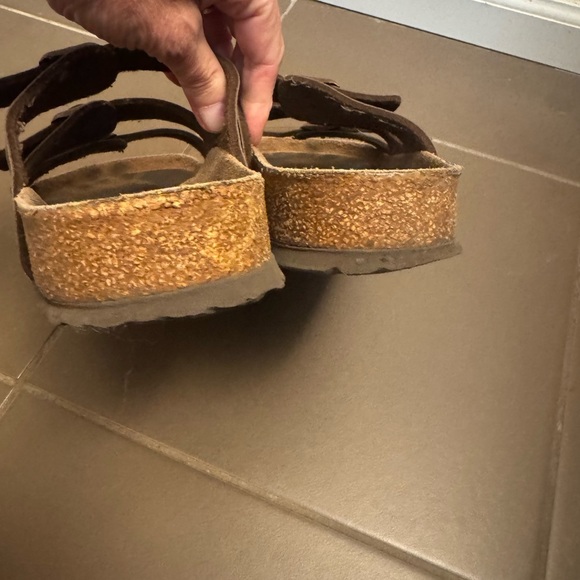 BIRKENSTOCK FLORIDA 3 Strap Sandal
Size 41 U.S. Women's 10 Men's 8 Brown Leather - Picture 13 of 17